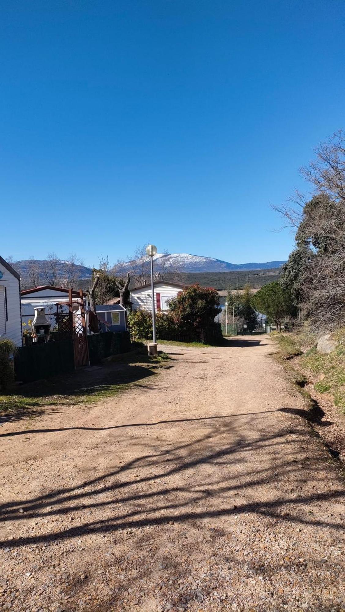 Camping De Cervera De Buitrago Exterior photo