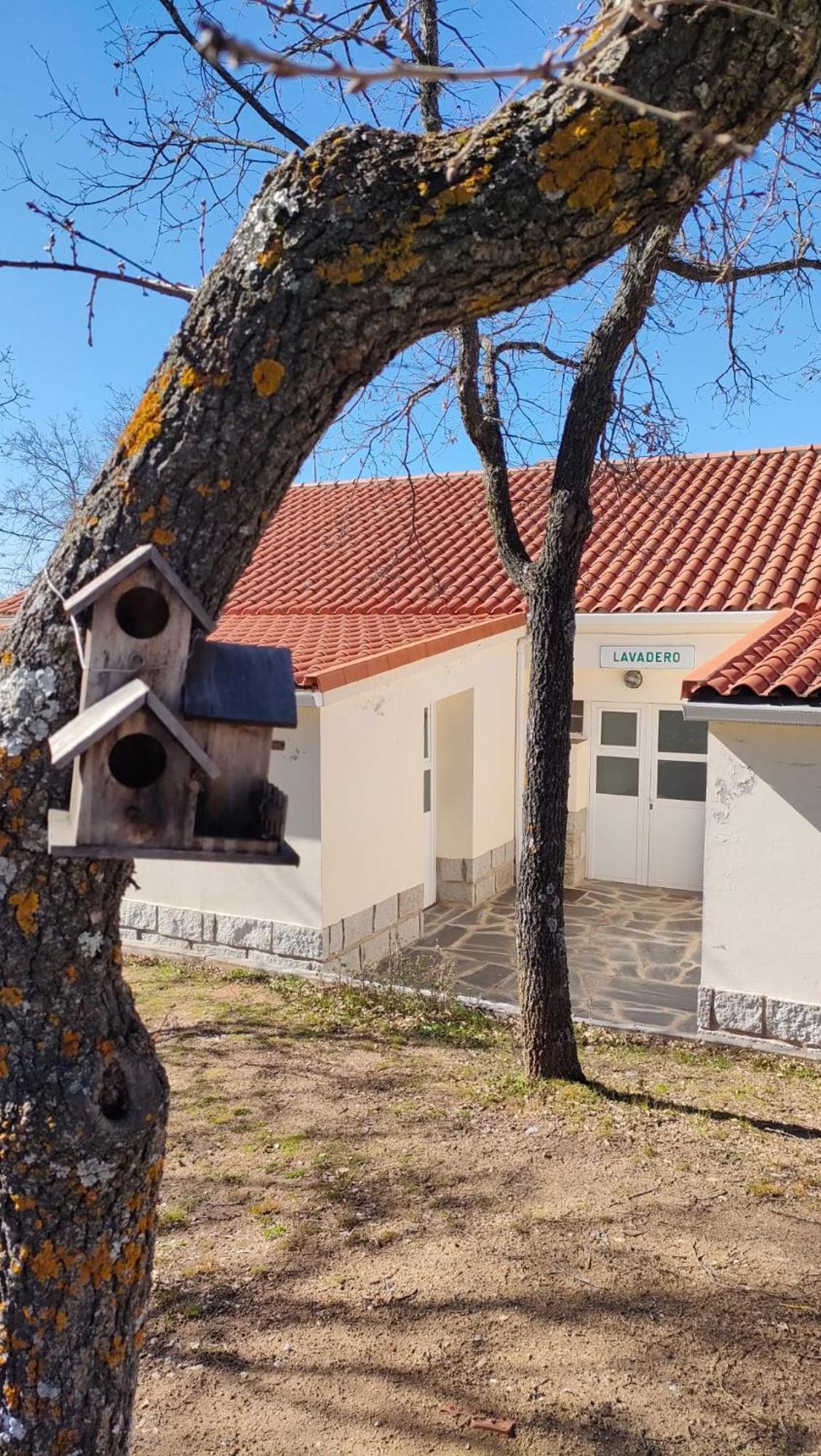 Camping De Cervera De Buitrago Exterior photo