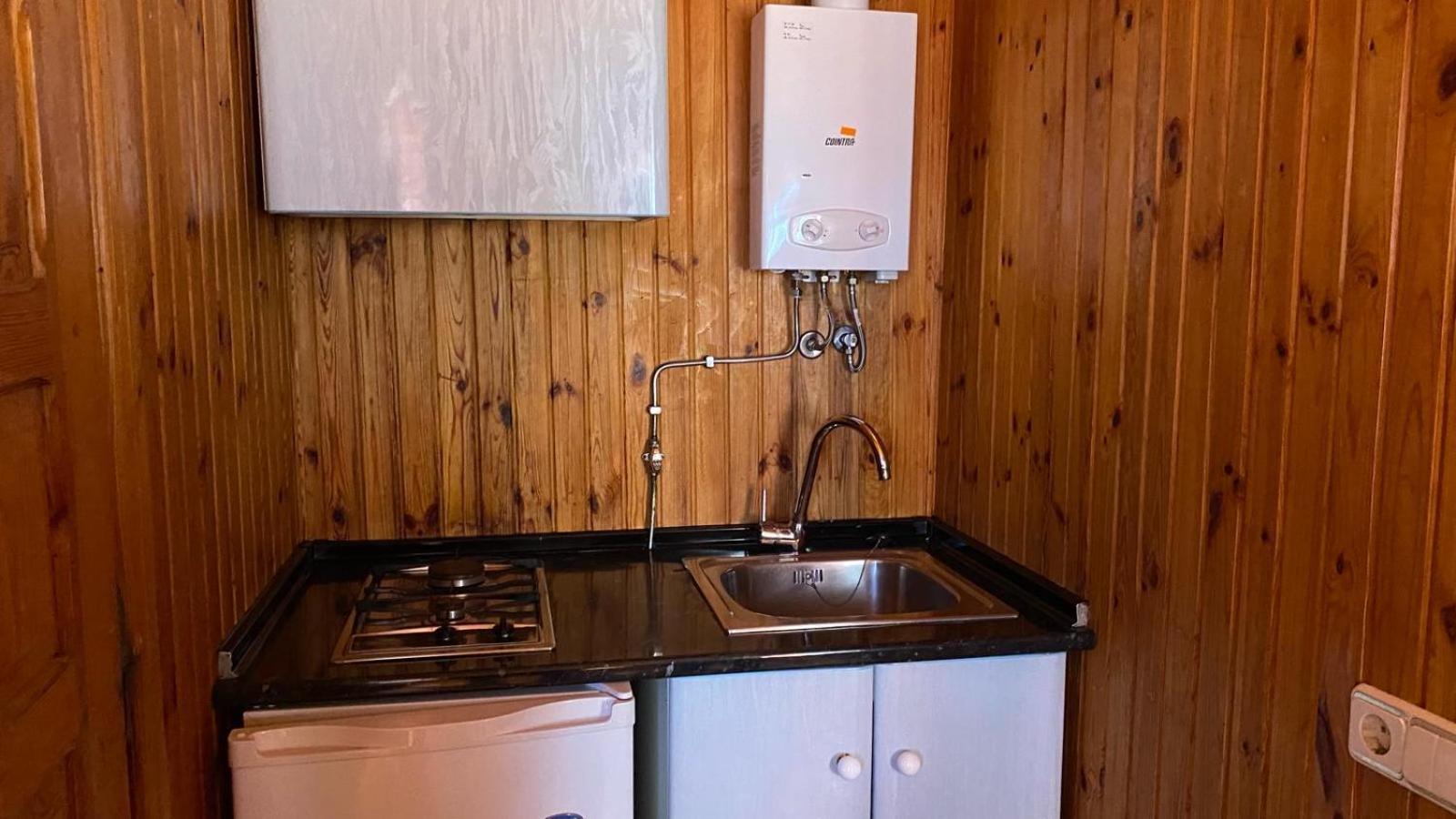Camping De Cervera De Buitrago Exterior photo
