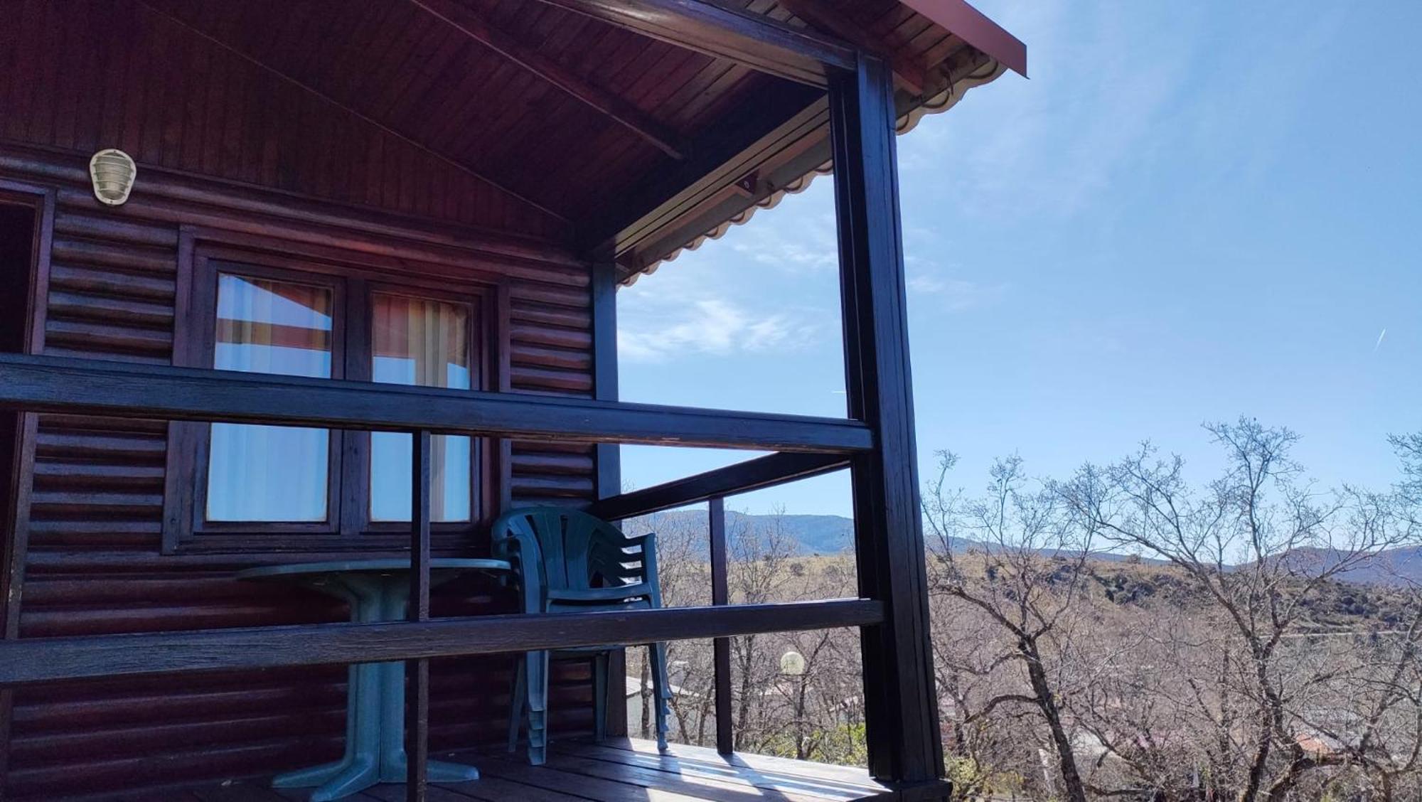 Camping De Cervera De Buitrago Exterior photo